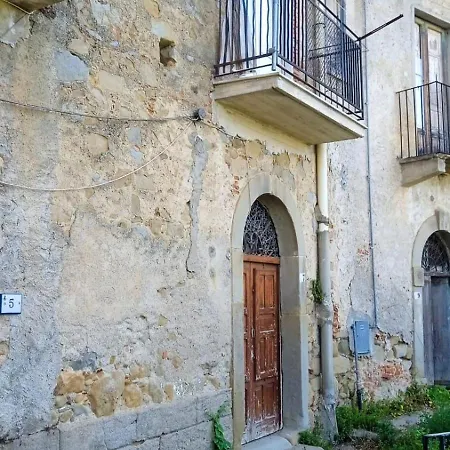 Casa San Sebastiano Ficarra